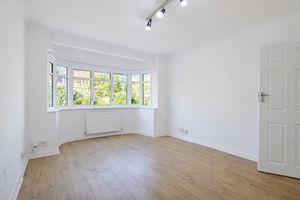 Photo 17- click for photo gallery